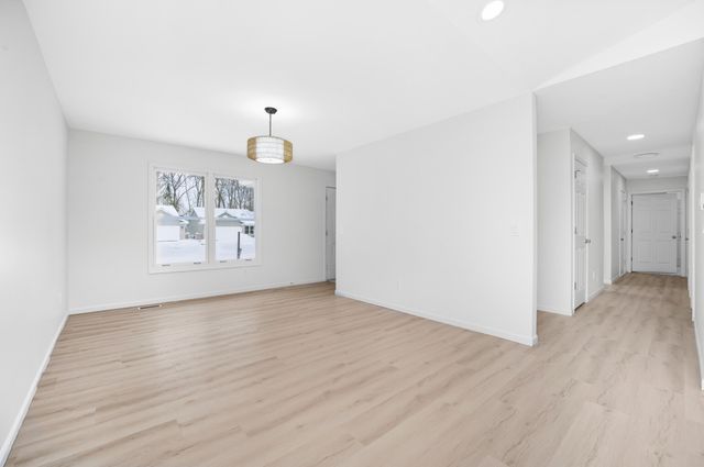 9618 Sebring Drive, Portage City, MI 49002