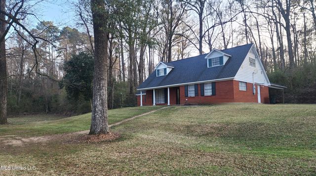 200 Dunbarton Drive, Natchez, MS 39120