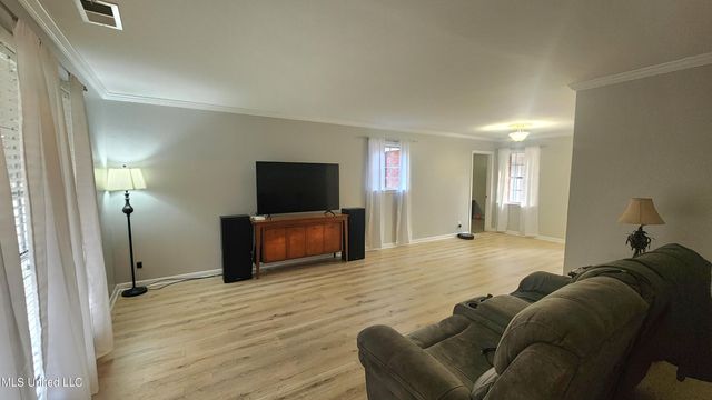 200 Dunbarton Drive, Natchez, MS 39120