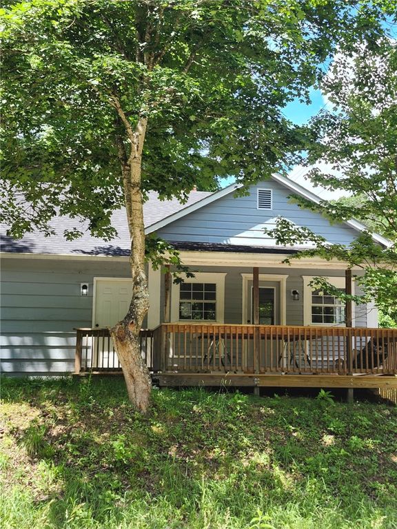 2 Fuller Street, Eureka Springs, AR 72632
