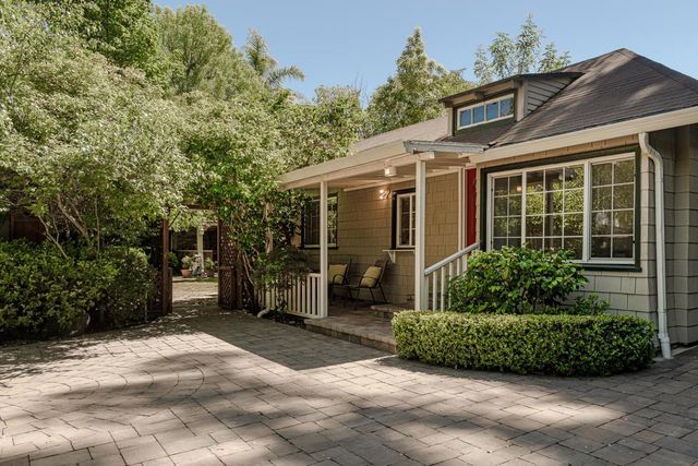 717 Walnut Avenue, Burlingame, CA 94010