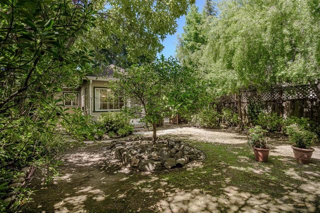 717 Walnut Avenue, Burlingame, CA 94010