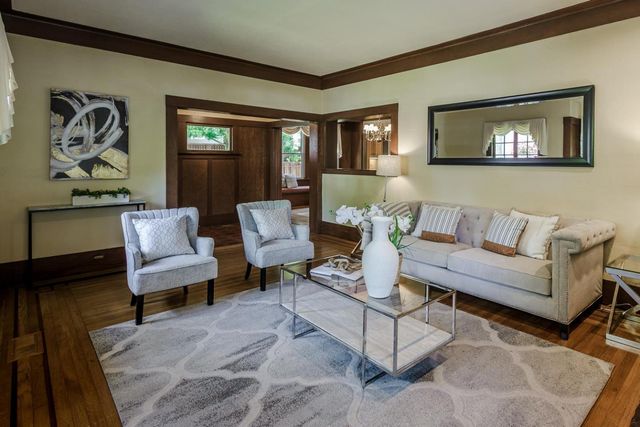 717 Walnut Avenue, Burlingame, CA 94010
