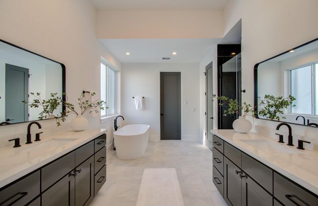 1645 Bingle Road, Houston, TX 77055