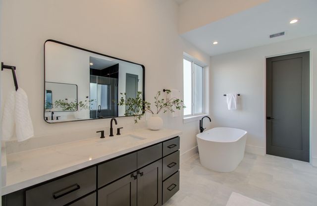 1645 Bingle Road, Houston, TX 77055