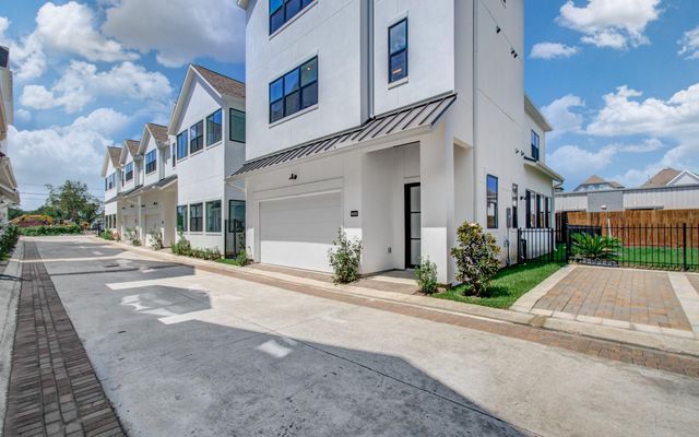 1645 Bingle Road, Houston, TX 77055