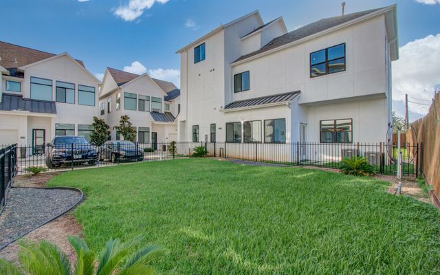 1645 Bingle Road, Houston, TX 77055