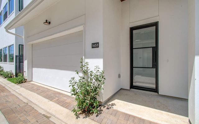 1645 Bingle Road, Houston, TX 77055