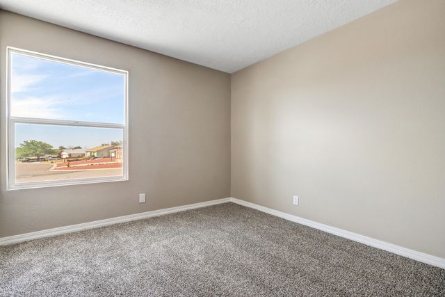 4989 Chromium Drive NE, Rio Rancho, NM 87124