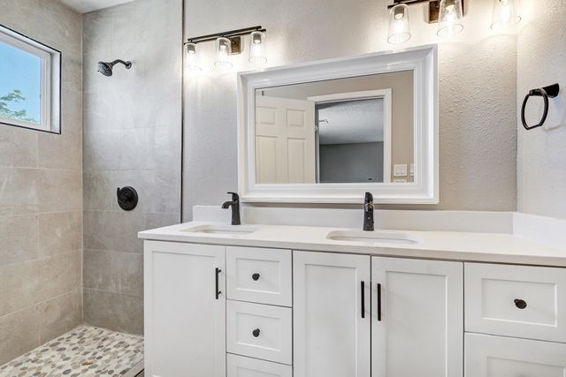 4989 Chromium Drive NE, Rio Rancho, NM 87124