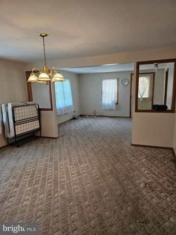 284 FLOODGATE RD, Swedesboro, NJ 08085