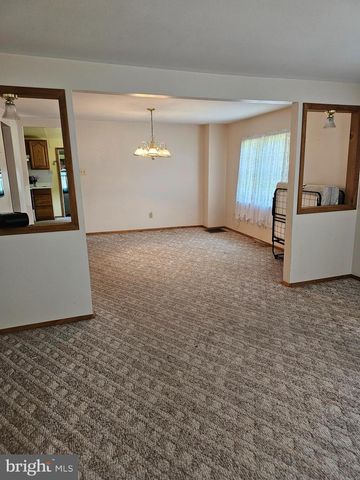 284 FLOODGATE RD, Swedesboro, NJ 08085