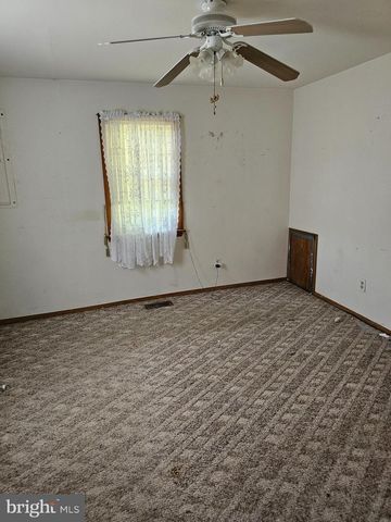 284 FLOODGATE RD, Swedesboro, NJ 08085