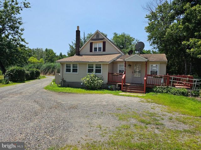 284 FLOODGATE RD, Swedesboro, NJ 08085