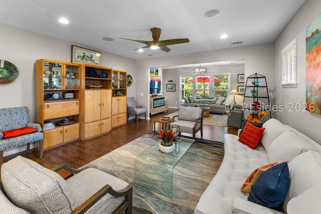 819 Promenade Ln, Okatie, SC 29909