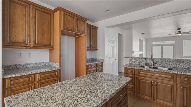 3441 Carly Dr, Stockton, CA 95205