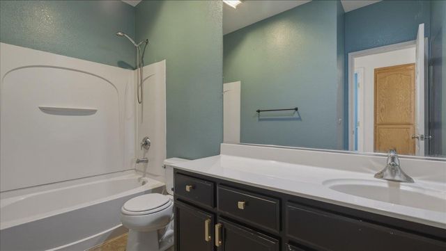 3441 Carly Dr, Stockton, CA 95205