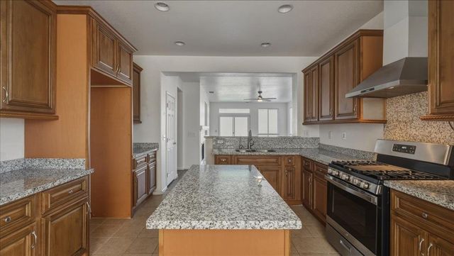 3441 Carly Dr, Stockton, CA 95205