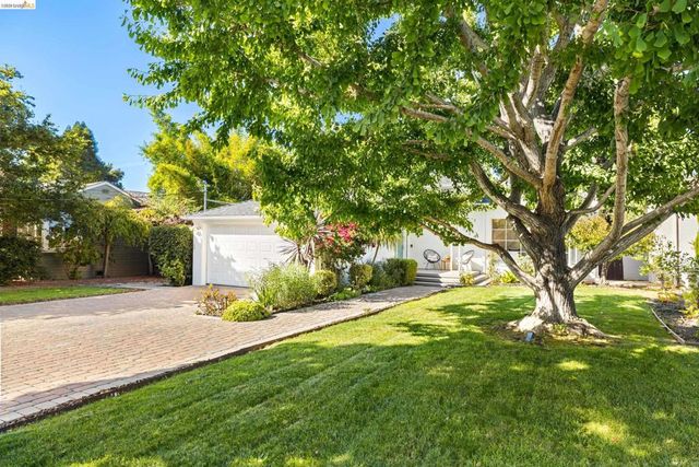 1112 Glen Dr, San Leandro, CA 94577