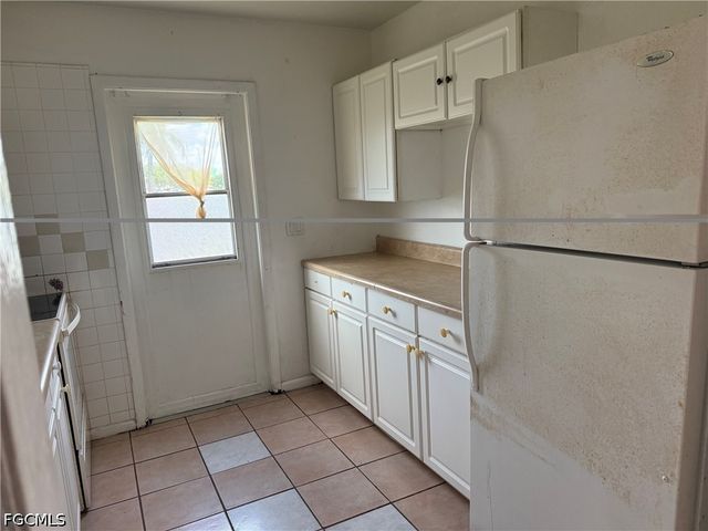 1131 S Loop BLVD, Lehigh Acres, FL 33936