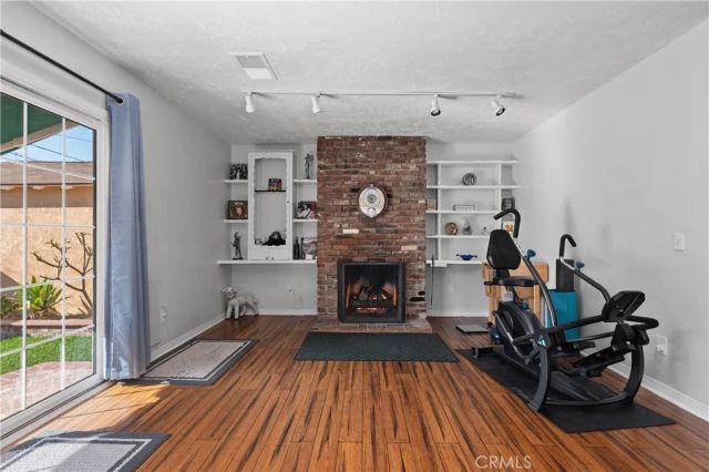 5919 Bellflower Boulevard, Lakewood, CA 90713