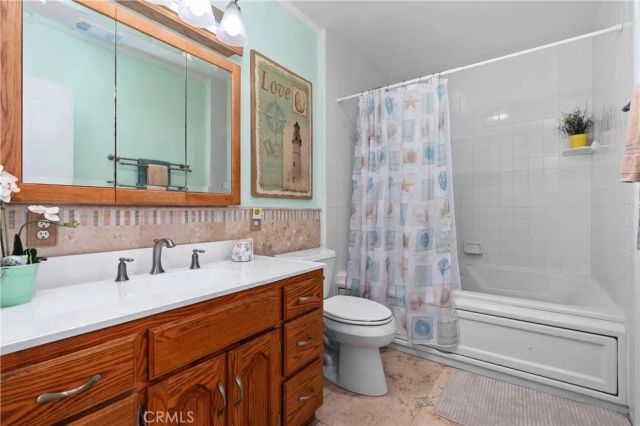 5919 Bellflower Boulevard, Lakewood, CA 90713