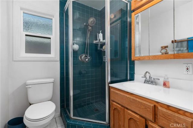 5919 Bellflower Boulevard, Lakewood, CA 90713