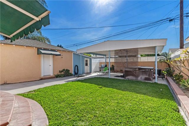 5919 Bellflower Boulevard, Lakewood, CA 90713