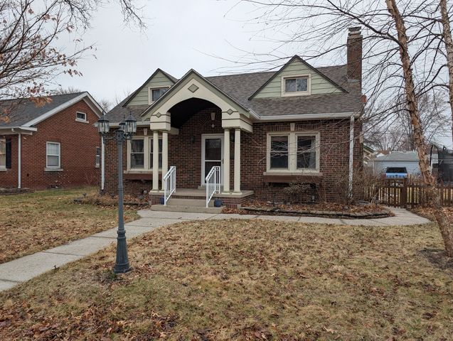 2915 24th Avenue A Street, Moline, IL 61265
