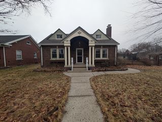 2915 24th Avenue A Street, Moline, IL 61265