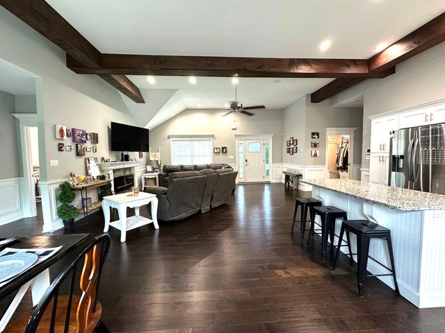 127 Lake Ridge Road, Somerset, KY 42503