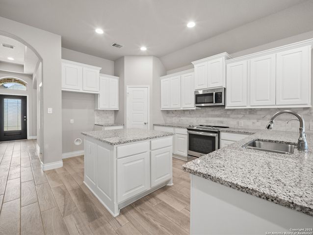 2993 Coral Way, Seguin, TX 78155