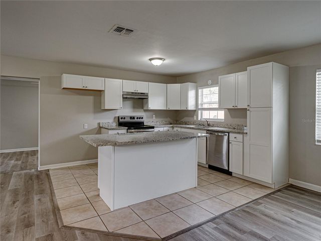 5017 LEWELLYN ROAD, Lakeland, FL 33810