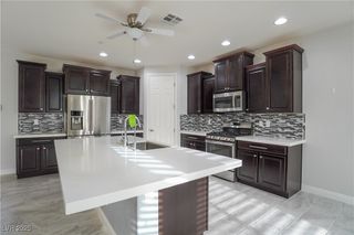 799 Flowing Meadow Drive, Henderson, NV 89014