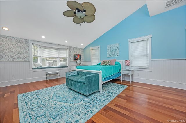 14 Danes Street, Blue Point, NY 11715