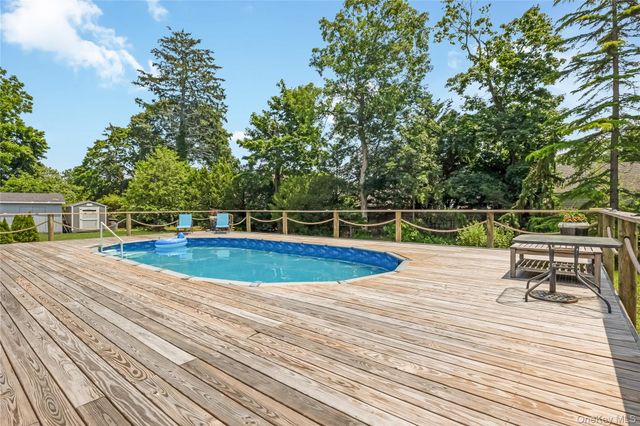 14 Danes Street, Blue Point, NY 11715