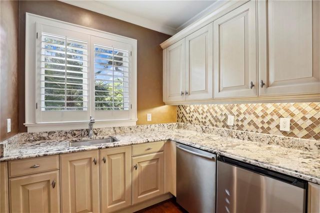 1965 W Wesley Road NW, Atlanta, GA 30327