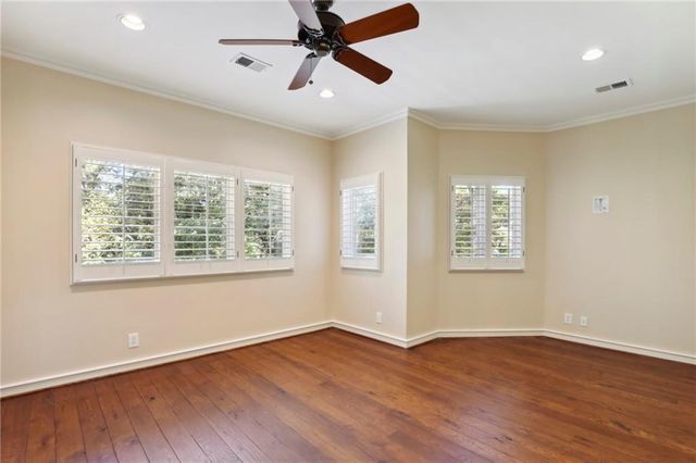 1965 W Wesley Road NW, Atlanta, GA 30327