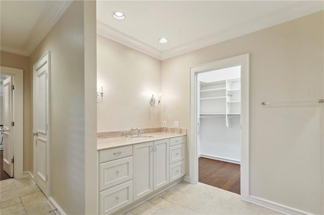 1965 W Wesley Road NW, Atlanta, GA 30327