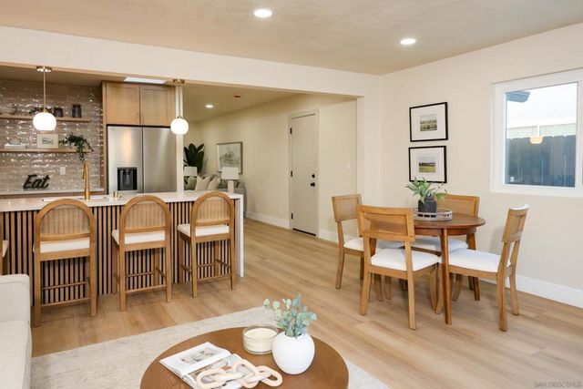 10211 Saluda Ave, San Diego, CA 92126