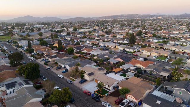 10211 Saluda Ave, San Diego, CA 92126