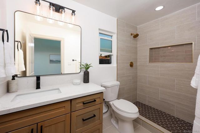 10211 Saluda Ave, San Diego, CA 92126
