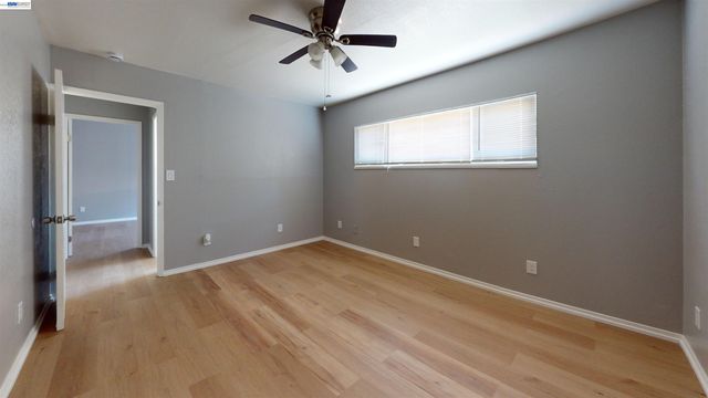 2858 Brookdale Ave, Oakland, CA 94602