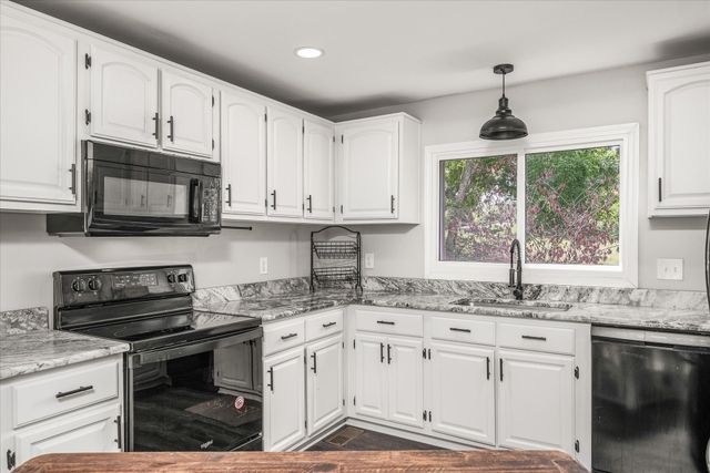 8188 Short Mountain Hwy, Smithville, TN 37166