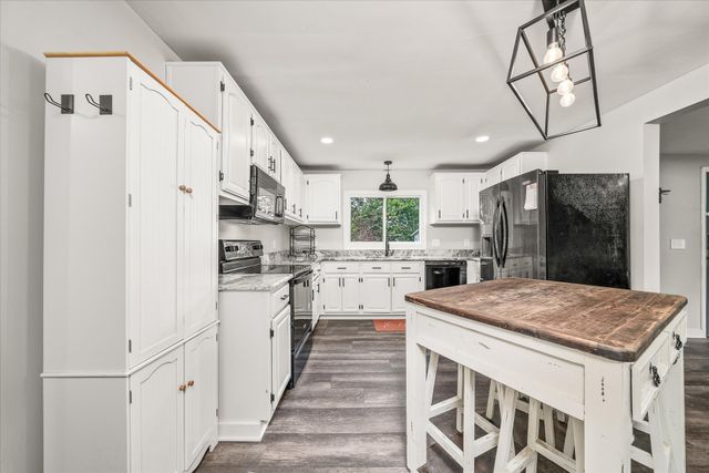 8188 Short Mountain Hwy, Smithville, TN 37166