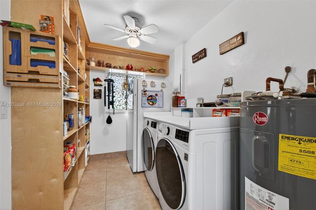 516 S 13th Ct, Lantana, FL 33462