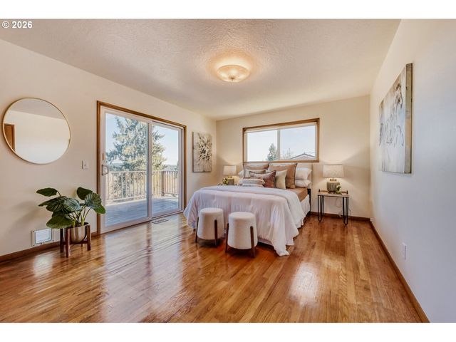 5767 TERRACE Dr, West Linn, OR 97068