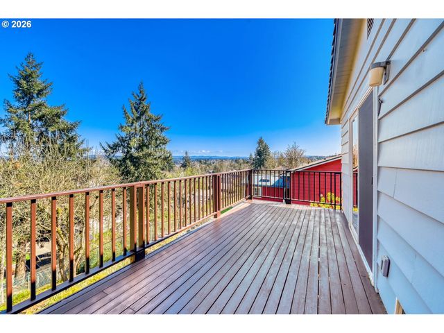 5767 TERRACE Dr, West Linn, OR 97068