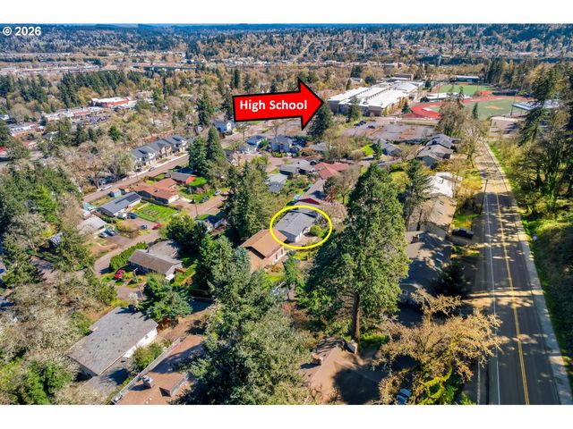 5767 TERRACE Dr, West Linn, OR 97068