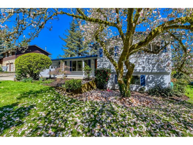 5767 TERRACE Dr, West Linn, OR 97068